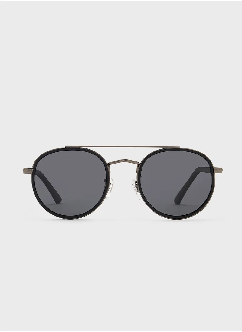 Seventy Five Round Casual Sunglasses