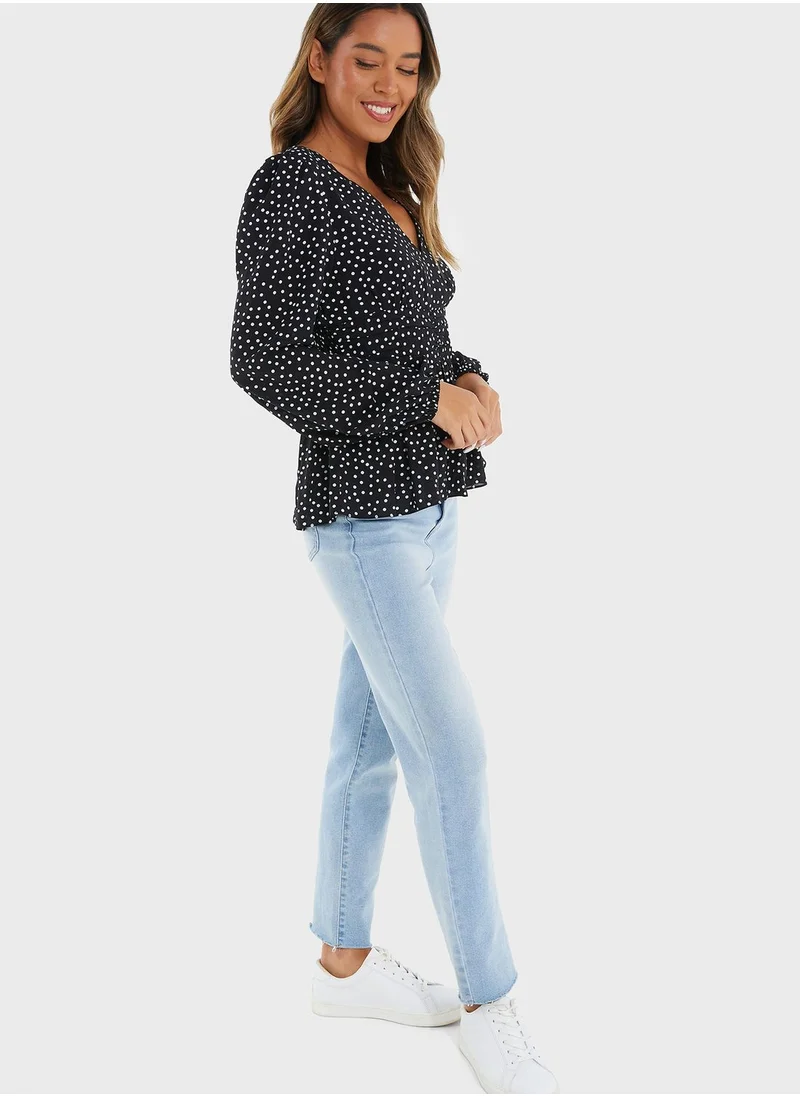 QUIZ V-Neck Mesh Top