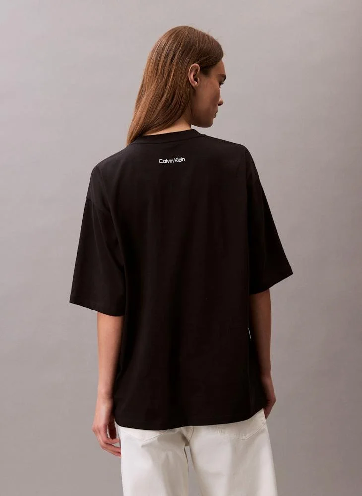 كالفن كلاين جينز Graphic Oversized Crew Neck T-shirt