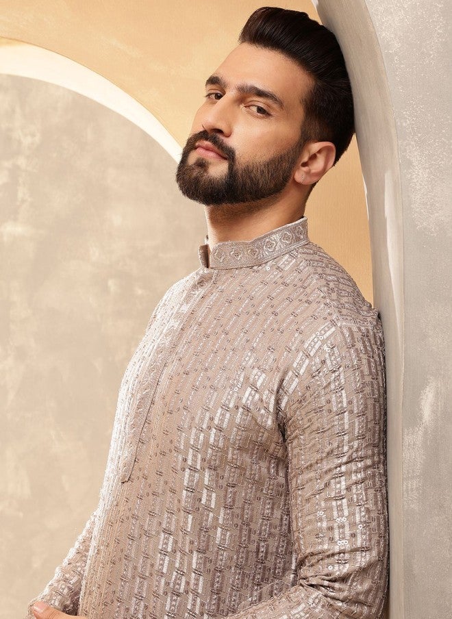 Sojanya Ethnic Motifs Sequinned Kurta With Pyjamas For Men - Image 2