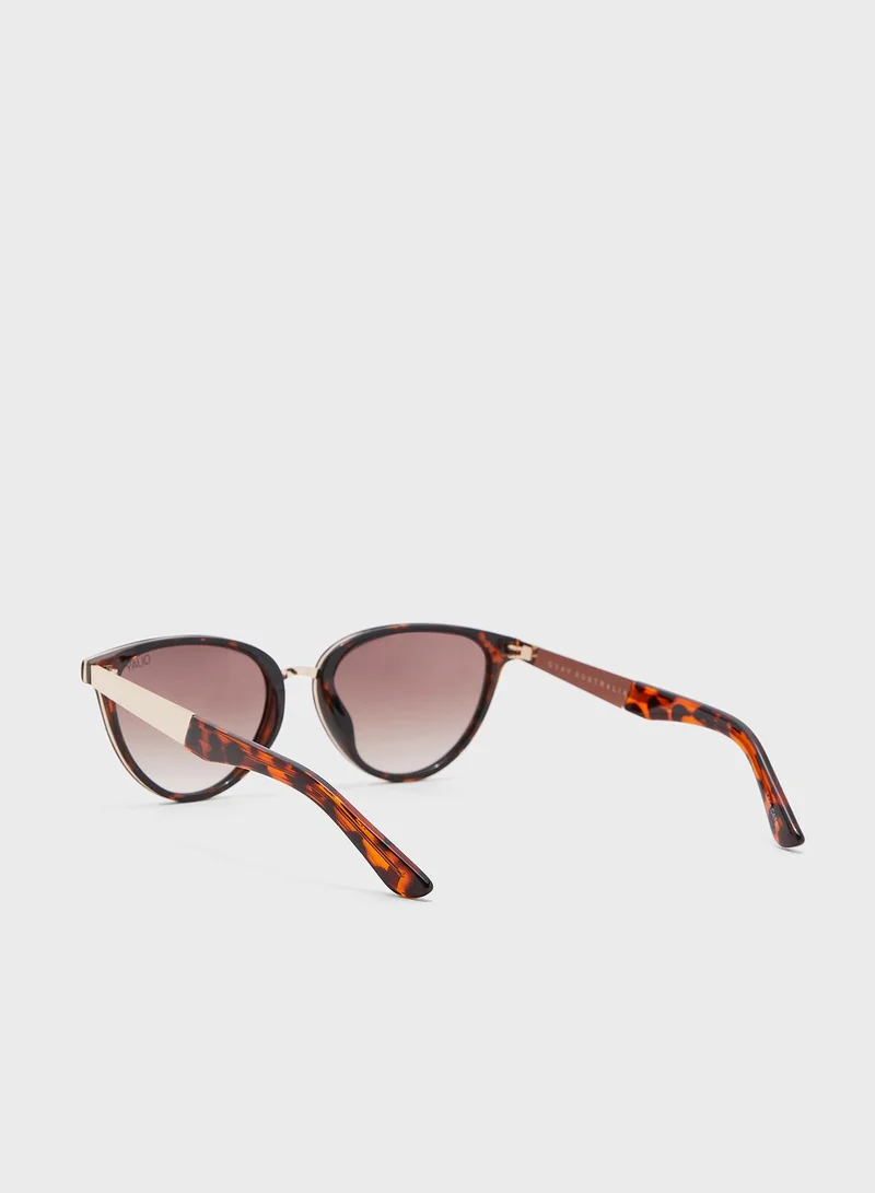 Quay Rumours Sunglasses