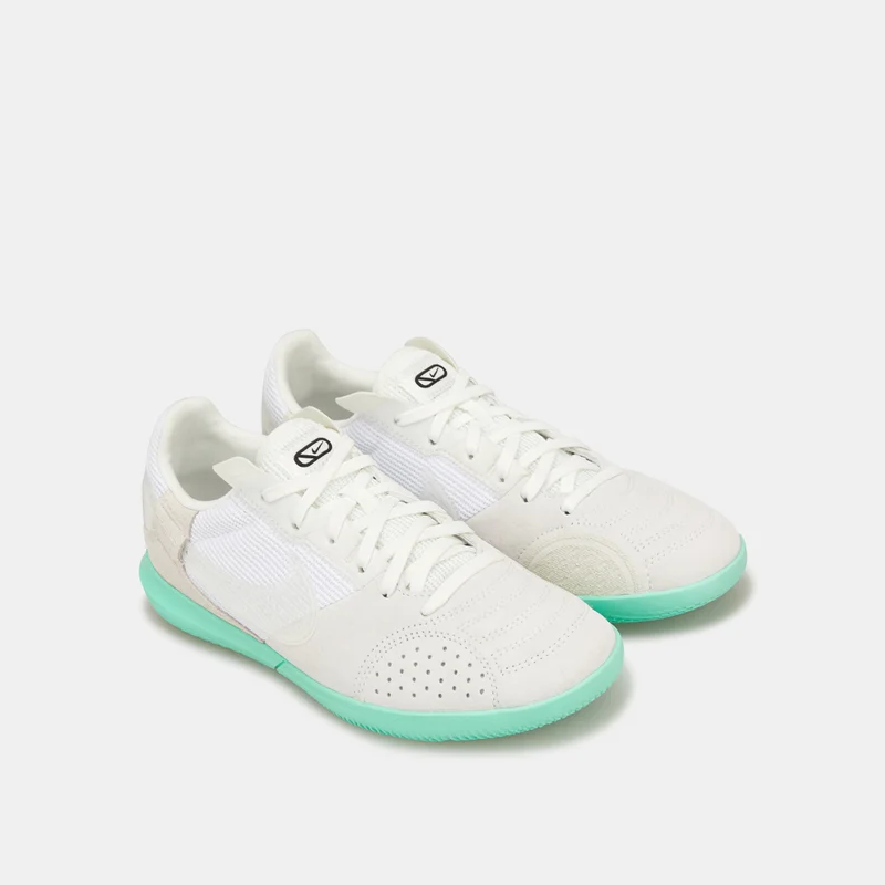 Nike Kids' Jr. Streetgato Football Shoe (Older Kids)