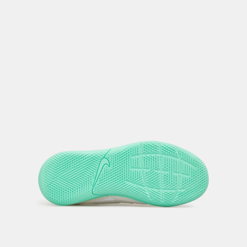 Nike Kids' Jr. Streetgato Football Shoe (Older Kids)