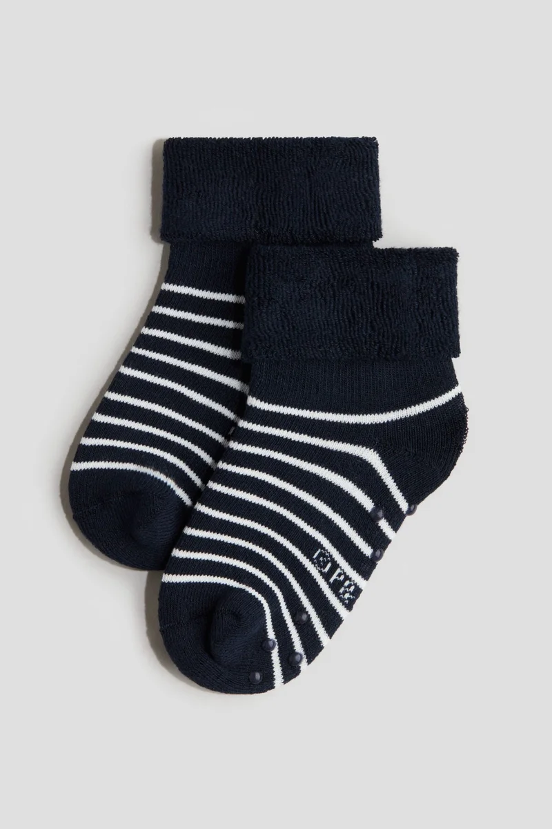 اتش اند ام جوارب من نسيج تيري - عبوة من 3 قطع