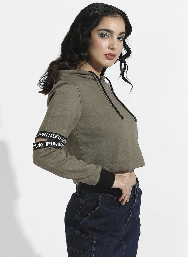 Campus Sutra Pullover Hoodie With Cut-Out Sleeves