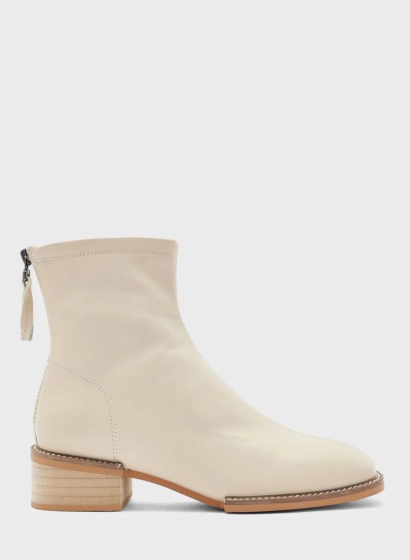 ELLA Heel Detail Round Toe Boot