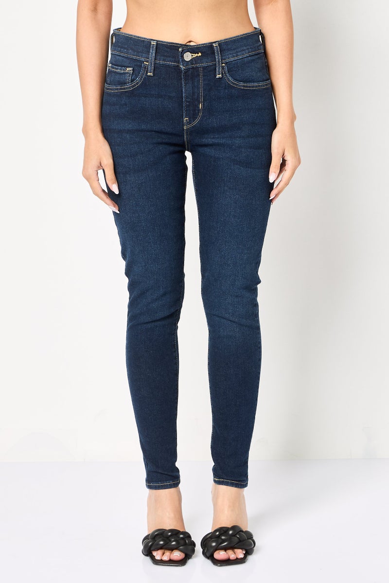 Levi's جينز نسائي ضيق مغسول قابل للتمدد، أزرق داكن - Image 1