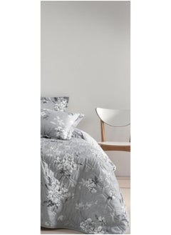 Red Rose A king-sized summer microfiber double bed sheet that adds beauty and elegance to your room, measuring 230*250cm.  - Image 4