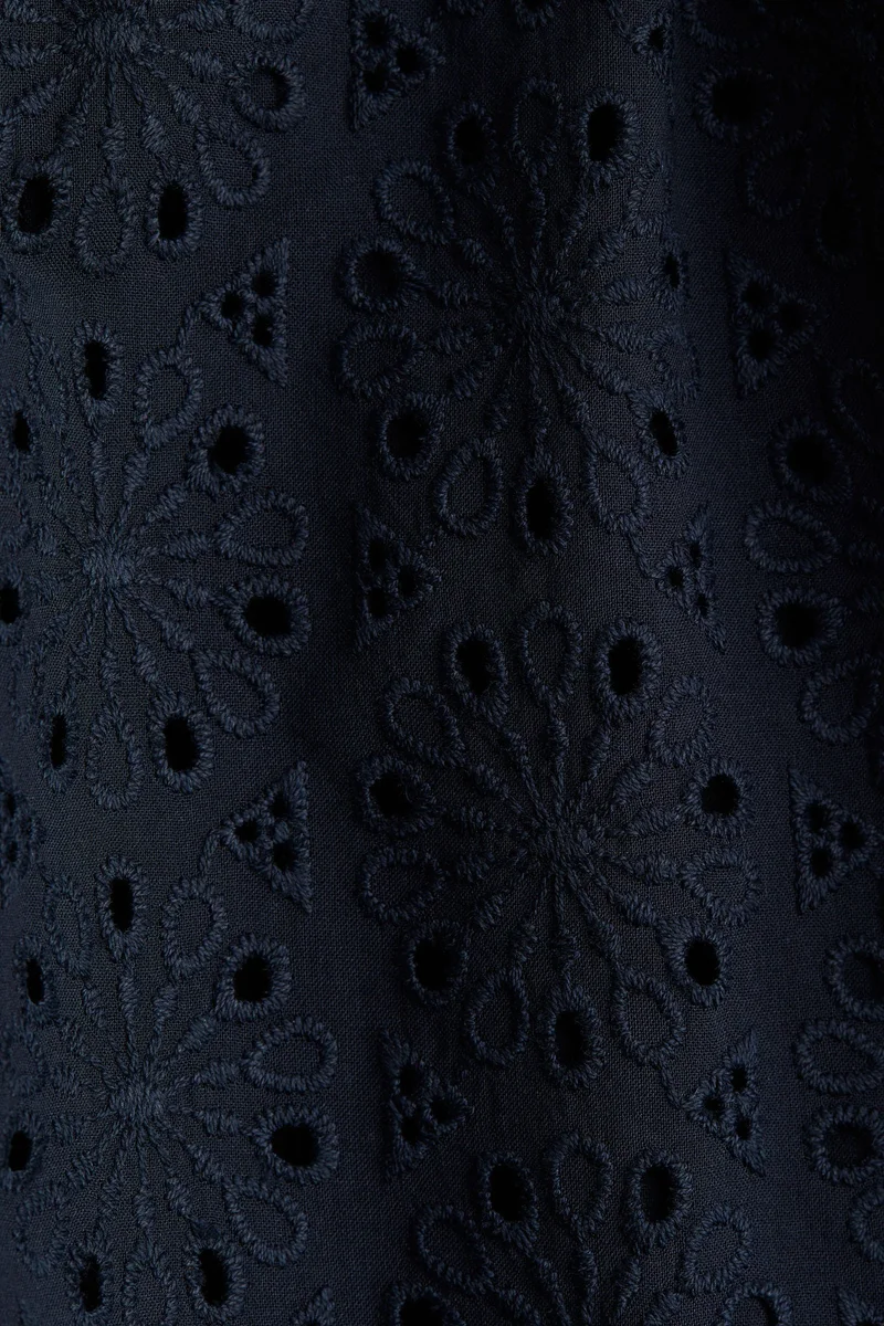 H&M Broderie anglaise shorts