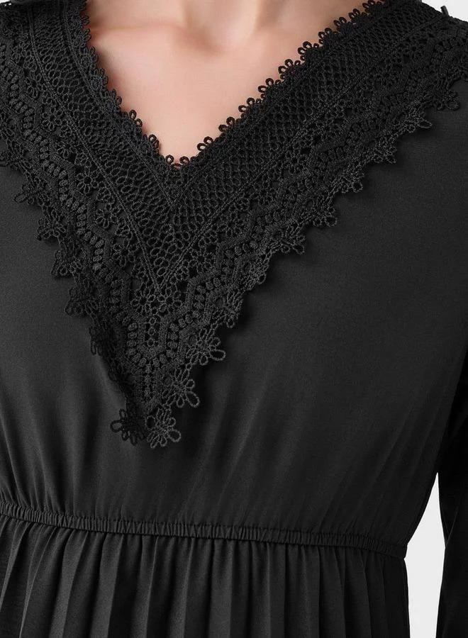 Splash FAV Pleated Midi Dress with Lace Detail