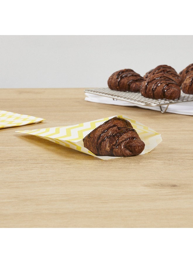 Restaurantware 7 x 5 Inch Cookie Bags, 100 Biodegradable Paper Treat Bags - Use As Party Favors Or Candy Bags, Food Safe, Yellow With Zig Zags Paper Food Bags For Baked Goods, For Buffets Or Parties - Image 4