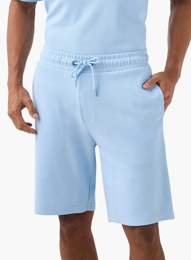 إمبيرور شورت إمبراطور بشعار وجيوب وإغلاق برباط