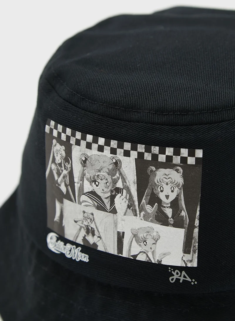 VANS Lizzie X Sailor Moon Bucket Hat