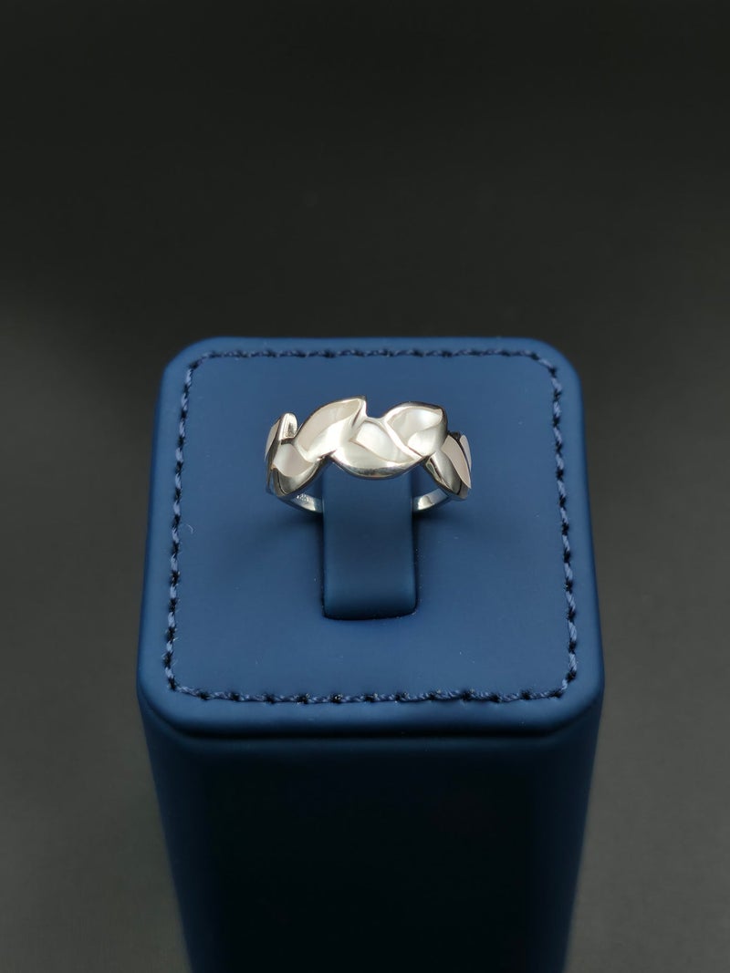 Kanira Premium 925 Sterling Silver Mother of Pearl Triple Petal Ring for Women | Elegant Floral Open Ring | Modern Designer Statement Jewelry | KANIRA - Image 2