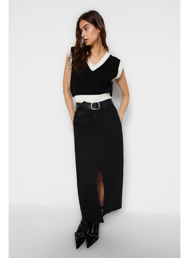 trendyol Regular Fit Sweater Vest  - Image 2