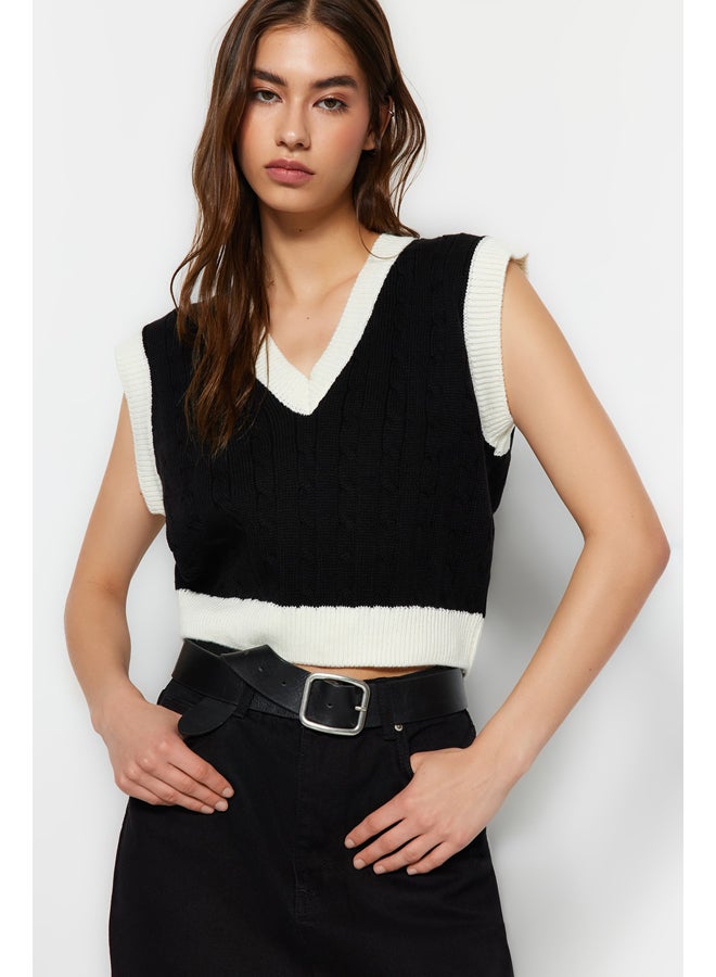 trendyol Regular Fit Sweater Vest  - Image 5