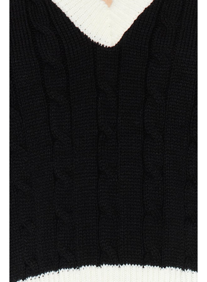 trendyol Regular Fit Sweater Vest  - Image 3