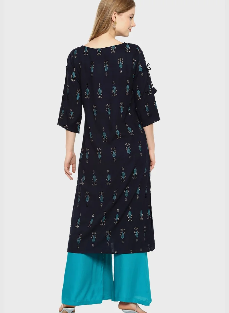 انستافاب طقم كورتي مطبع وبنطال