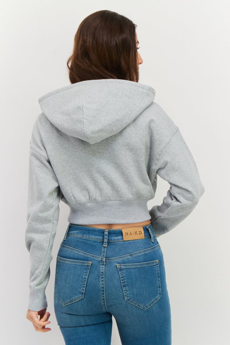 NIA Women Heather Crop Hooded Sweatshirt, Light Grey - Image 2