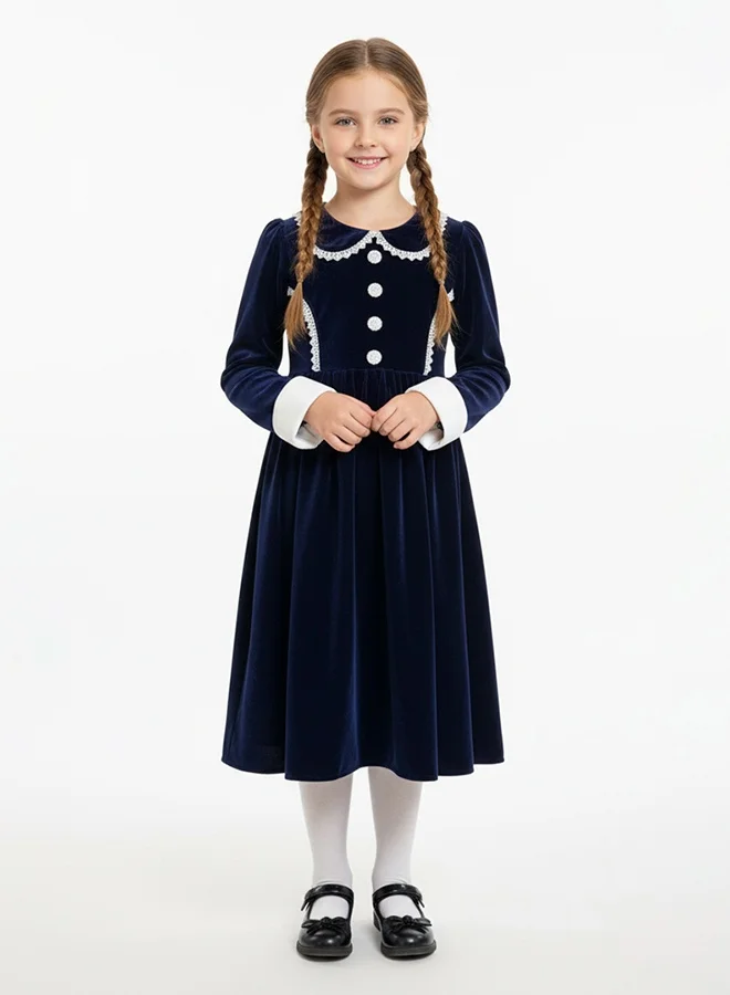 عبايات حوراء فستان مخمل كحلي مزين بأزرار ودانتيل – أناقة كلاسيكية للبنات