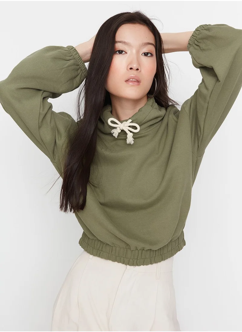 trendyol Puff Sleeve Crop Hoodies