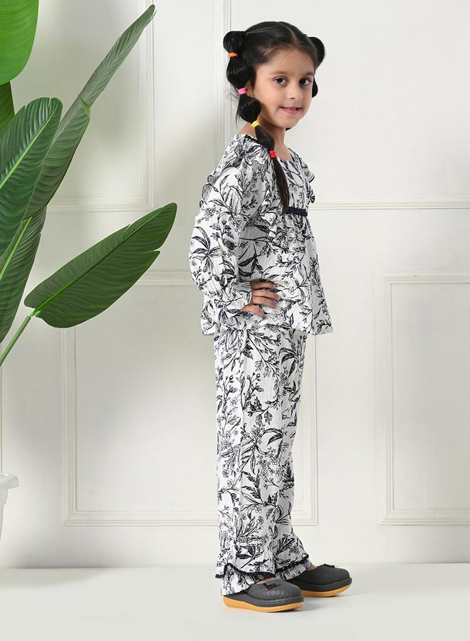 بيلا مودا طقم بيلا مودا بطبعة زهور وتفاصيل مكشكشة بلوزة وبنطلون - Image 5