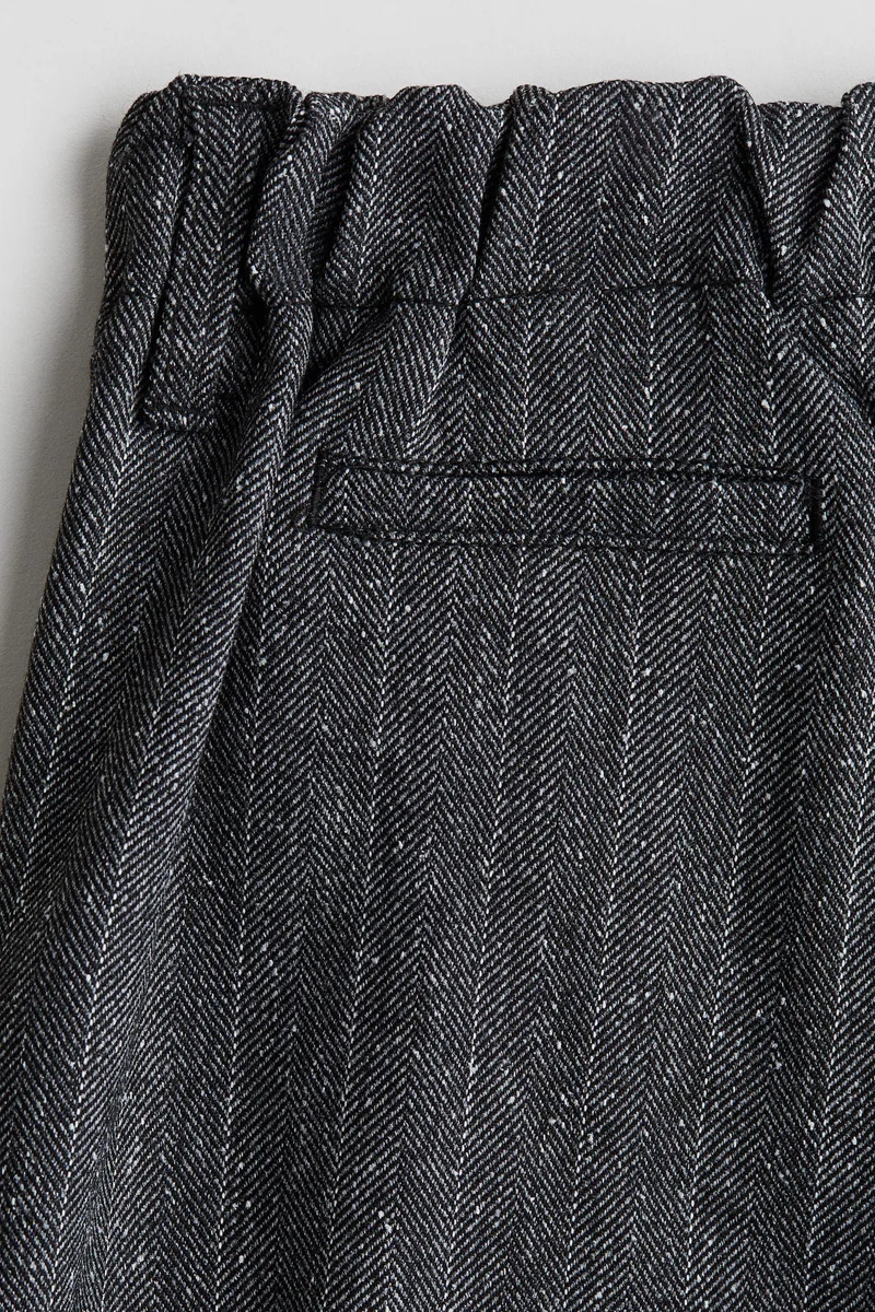H&M Pleated Shorts