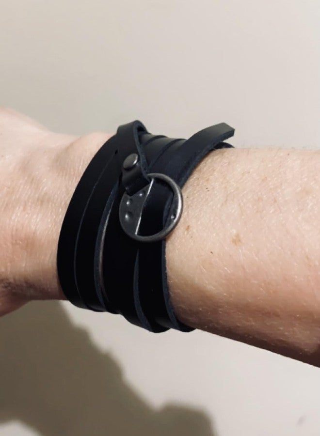 أساور رانتانتو الجلدية الأصلية الملفوفة، أساور عصرية غربية قابلة للتكديس، أساور بوهيمية متعددة الطبقات قابلة للتعديل، مجوهرات للرجال والنساء (أسود) - Image 4