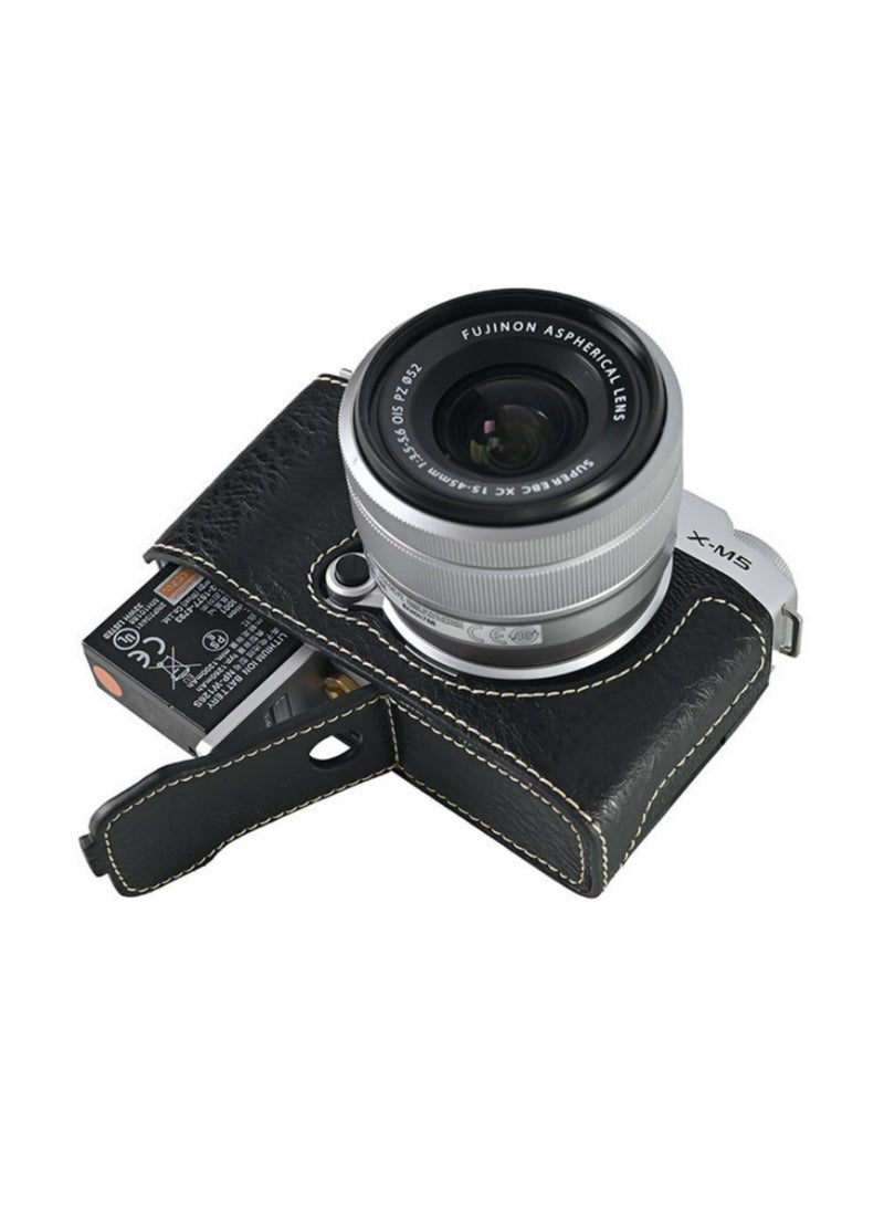 قطعة واحدة نصف غطاء متوافق مع كاميرا Fujifilm XM5 X-M5، غطاء واقي من الجلد الصناعي PU، تصميم خفيف الوزن بأسلوب ريترو، وتناسب دقيق، ومقاوم للخدوش لموديل Fuji XM5 X-M5 باللون الأسود - Image 2