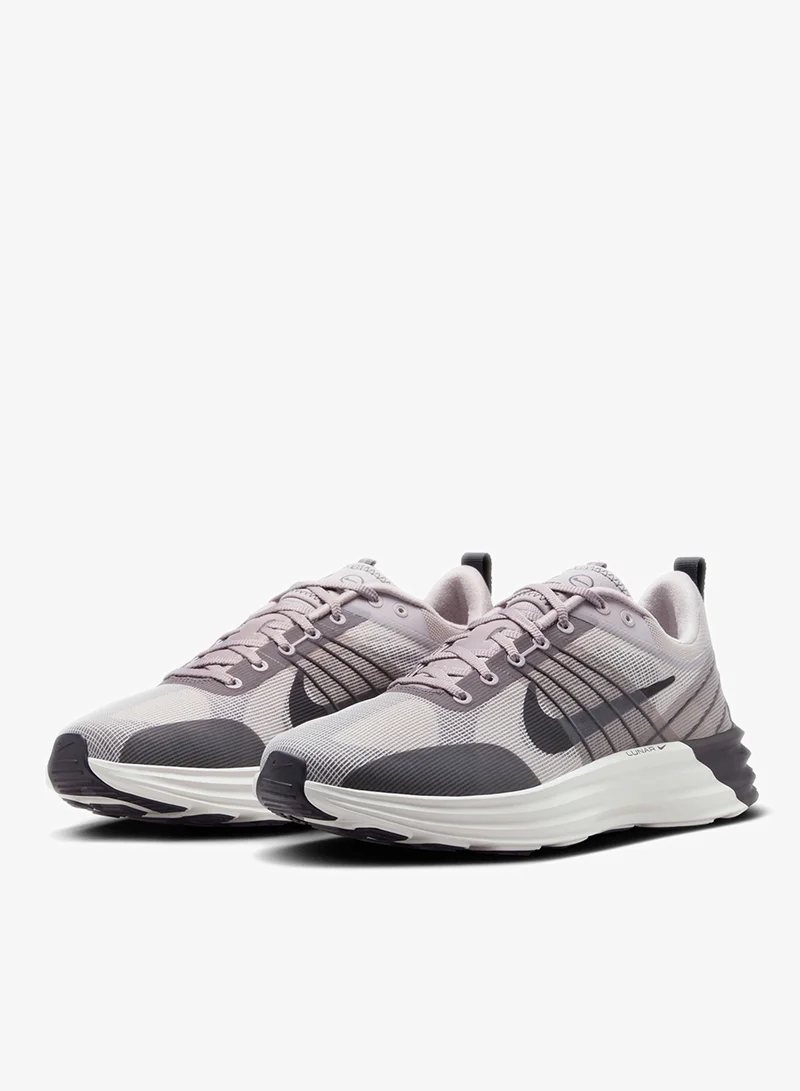 Nike Lunar Roam