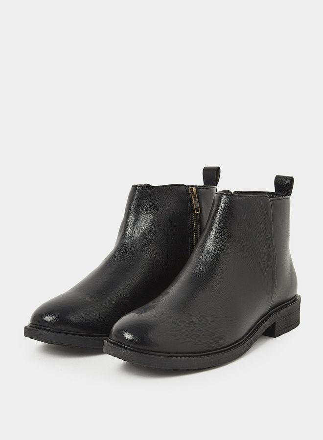 Styli Chelsea Boots in Textured Faux Leather - Image 2