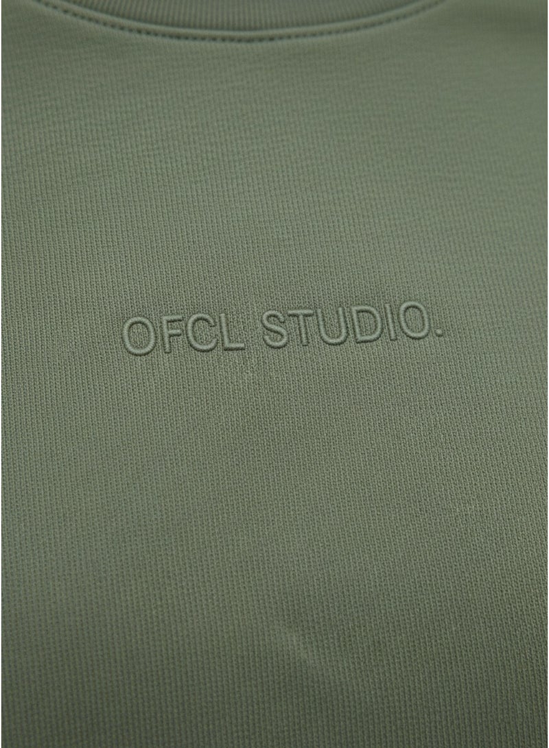 boohoo سويت شيرت قصير للنساء باللون الأخضر - قميص عصري غير رسمي بأكمام طويلة - Image 3