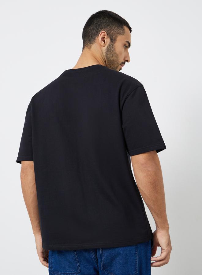 Styli Men Black Graphic Print Oversized T-Shirt - Image 4