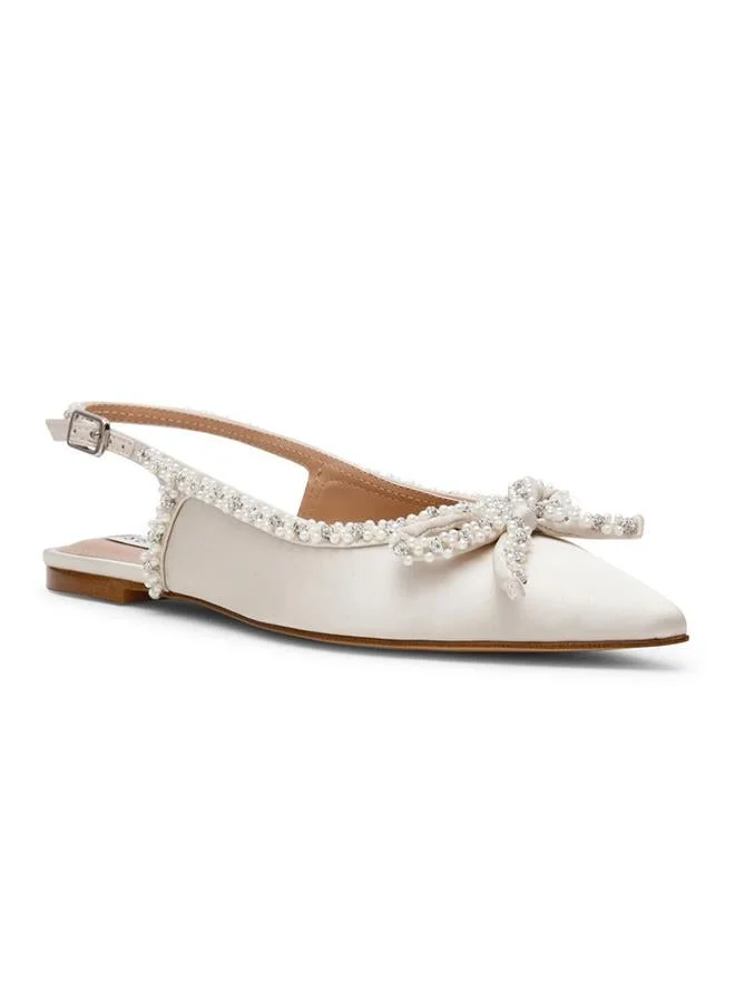 ستيف مادن Solange Women'S Ivory Pumps