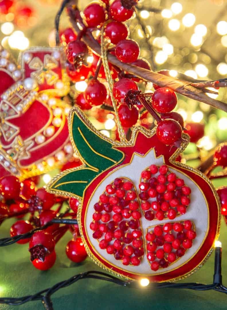 Baci milano Christmas Decoration FABRIC HANDMADE ORNAMENTS POMEGRANATE  - Image 2