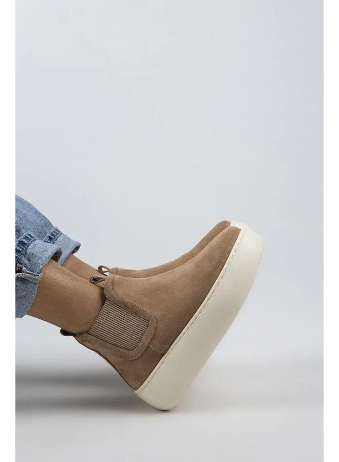 Ove Women's Genuine Leather Elastic Lined Fur Sand Boot.