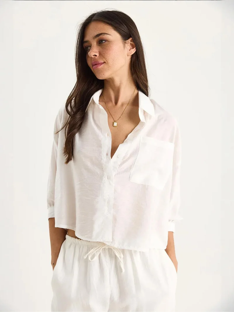 Bianco Lucci LUCCI Textured Crop Shirt with Button Closure and Pocket