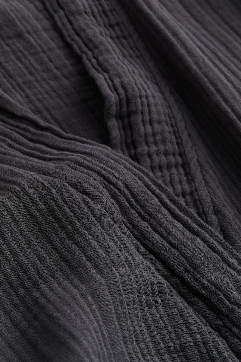 اتش اند ام روب من الموسلين