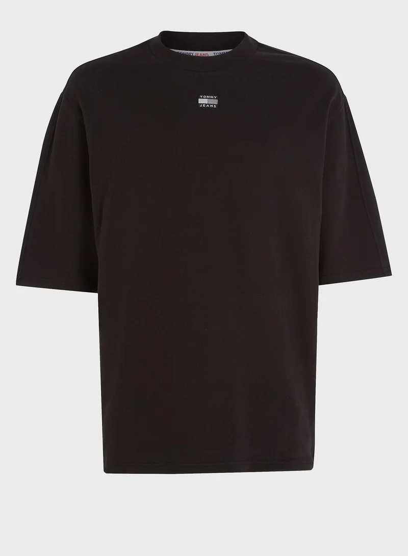 TOMMY JEANS Logo Crew Neck T-Shirt