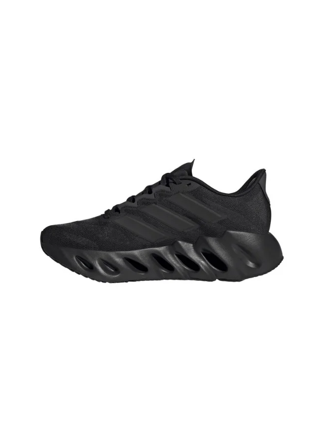 adidas شيفت فورد إيه دبليو