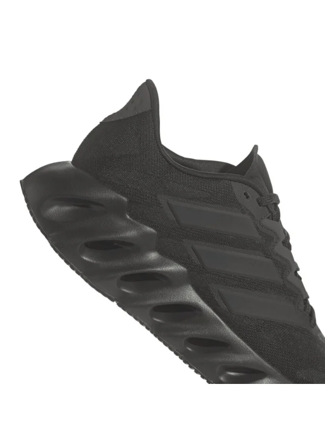 adidas شيفت فورد إيه دبليو
