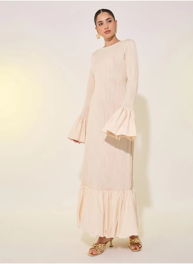 ستايلي Texture Ruffled Hem Bell Sleeve Maxi Dress