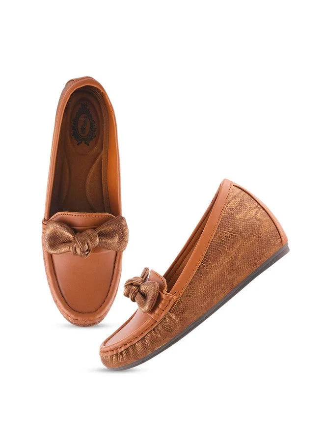 شوتوبيا Shoetopia Girls Textured Loafers