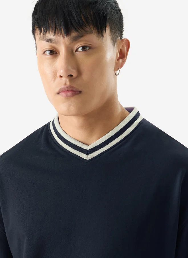 ذا سوليد ستور The Souled Store Men Oversized Solid Navy Blue Full Sleeve T-Shirt