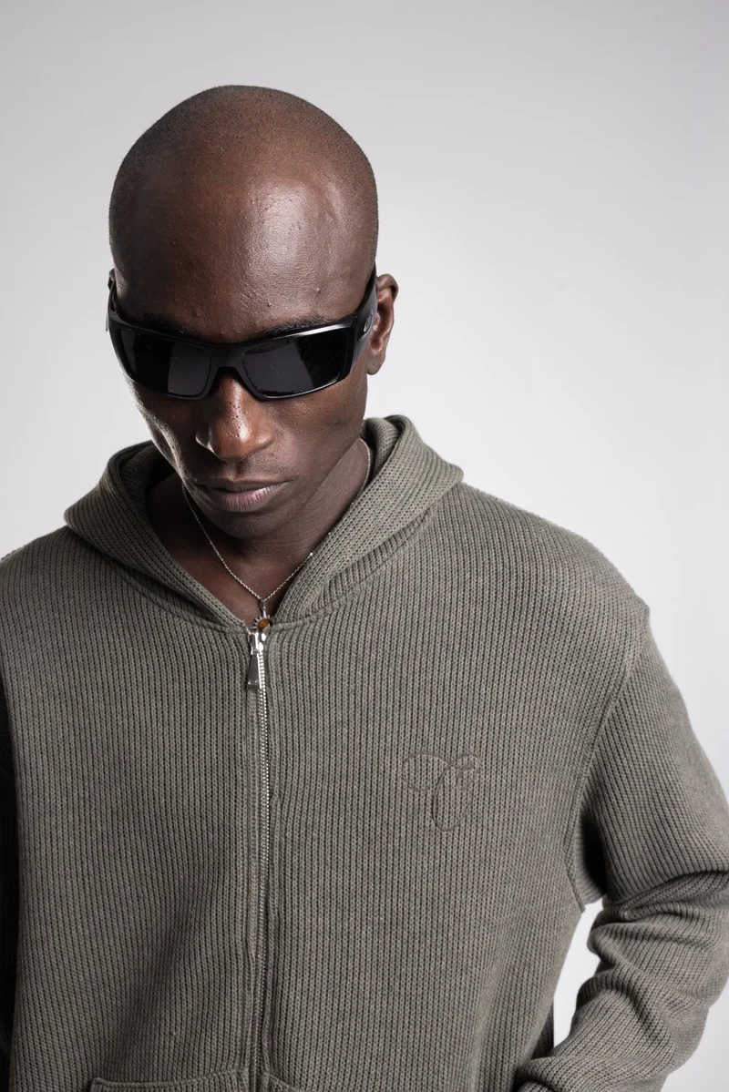 Catch Hooded Knitted Sweater with Zipper
