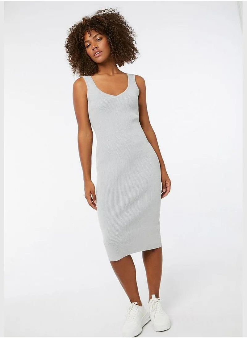 ارديني Ribbed Sleeveless Knitted Dress