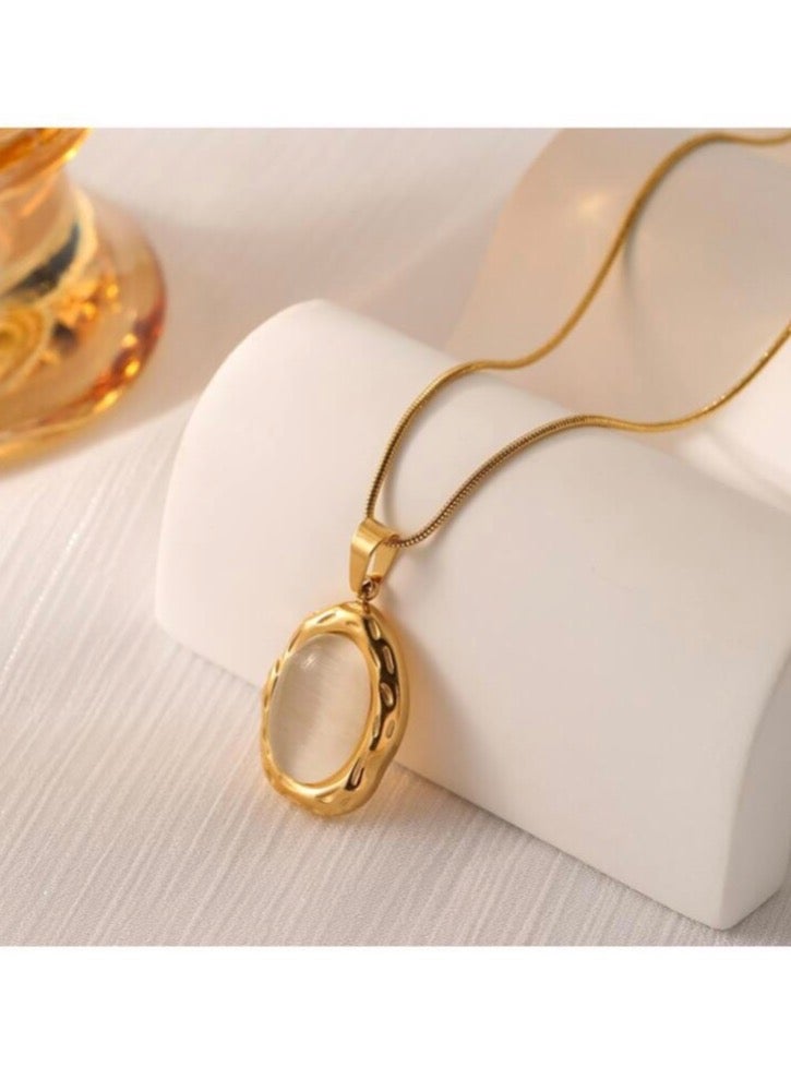 Equal Elegant Gold Stainless Steel Necklace For Women - Image 2