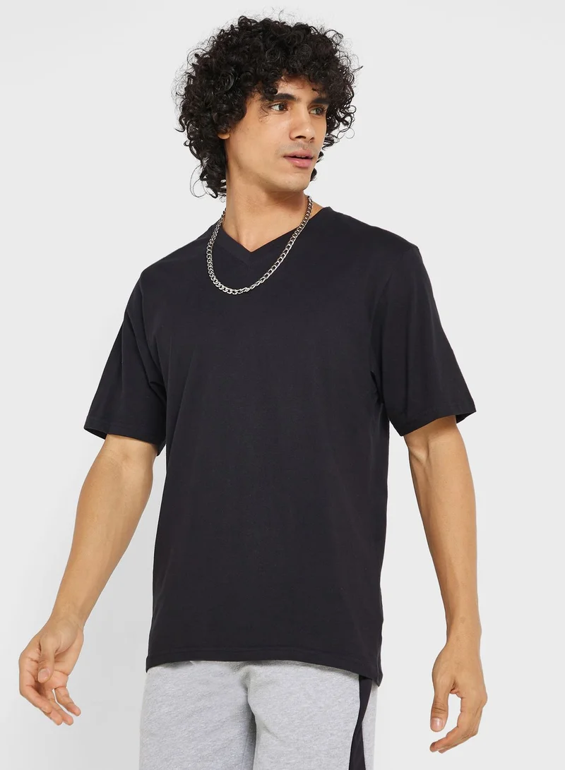 Seventy Five Essential V Neck T-shirt