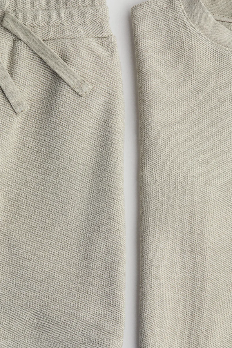 H&M 2-piece textured set