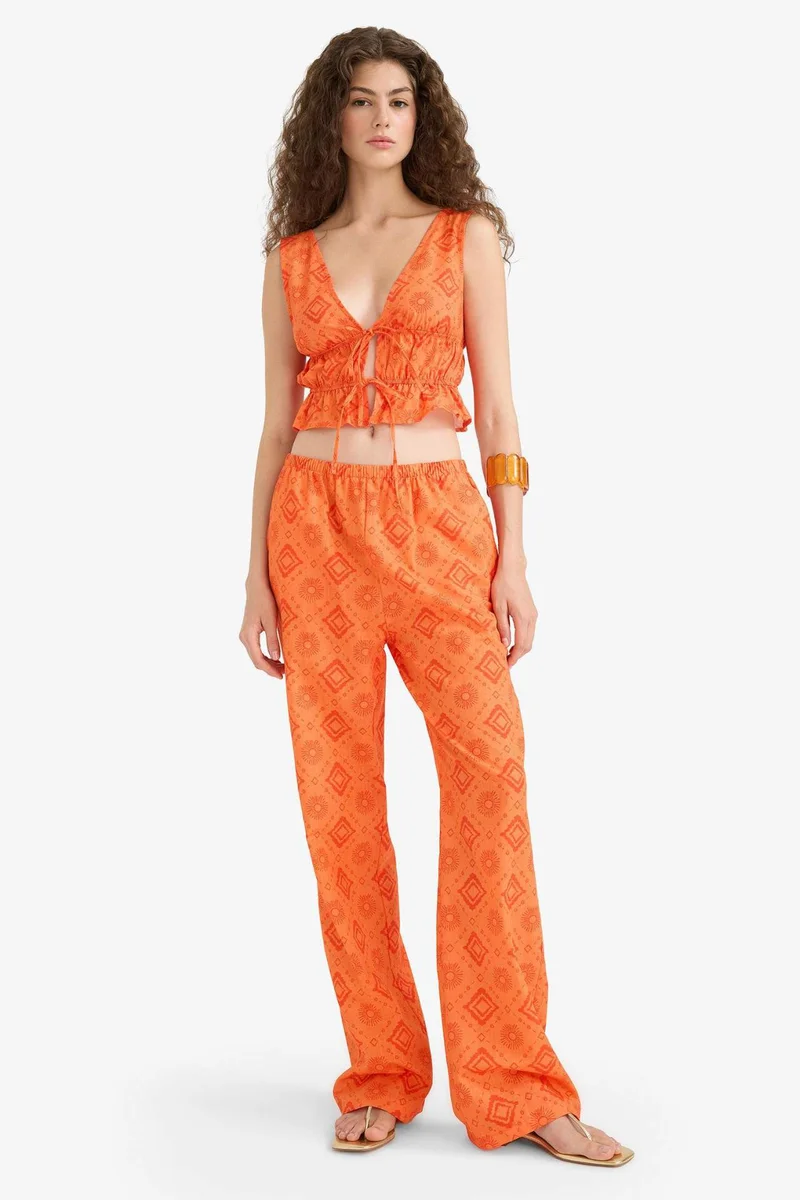ديفاكتو Straight Fit Patterned Regular Waist Cotton Trousers